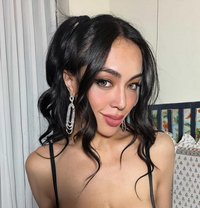 La Demi doll - Transsexual dominatrix in Tel Aviv