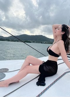 VIP+ jeddah - Transsexual escort in Jeddah Photo 18 of 19