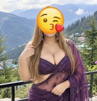 Vip Pari independent bhabhi - adult performer in New Delhi Photo 12 of 12