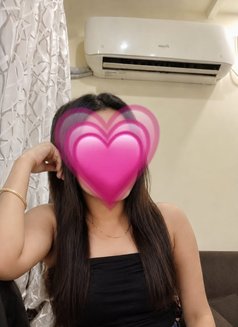 VIP Pofile (cam show & sex chat) meet u - puta in Kochi Photo 2 of 3