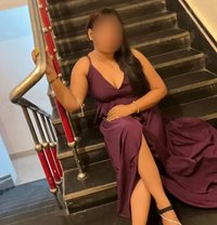 VIP Profile (cam show & sex chat) meet u - puta in Kochi