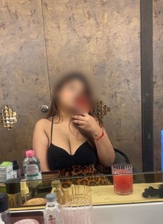 Vip Profile Indian - escort in Singapore Photo 2 of 3