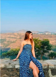 Vip Ruhi Genuine Call Girl - puta in Pune Photo 2 of 10