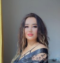 Sireen - escort in Muscat Photo 5 of 17