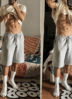 Vip Service Available in Singapore - Male escort in Singapore Photo 1 of 3