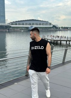 Vip Service for Couple - Male escort in Kuala Lumpur Photo 3 of 6