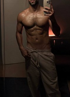 Vip Service for Couples - Male escort in Kuala Lumpur Photo 5 of 5