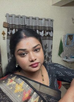 VIP SHEMALE SARA🥵 - Acompañantes transexual in Hyderabad Photo 10 of 11