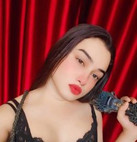 Zara Malik 🥵 VIP SHEMALE - Acompañantes transexual in Bangalore Photo 4 of 10