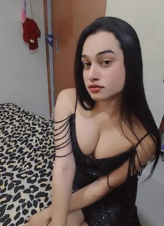 Zara Malik π₯΅ VIP SHEMALE - Transsexual escort in Bangalore Photo 6 of 10