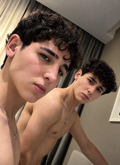Vip"twinservice”vip - Male escort in Dubai Photo 3 of 7