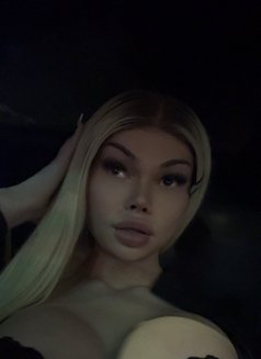 VIP Valentina BIG ASS - Acompañantes transexual in London Photo 4 of 12