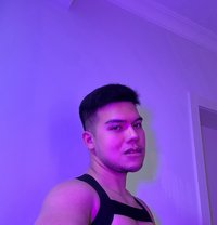 ViP with Lee - Male escort in Singapore