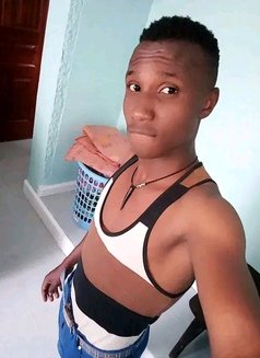 Viper - Acompañantes masculino in Nakuru Photo 1 of 3