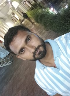 Vipin for females - Male escort in New Delhi Photo 11 of 11