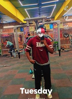 Vipul - Masajista in New Delhi Photo 2 of 5