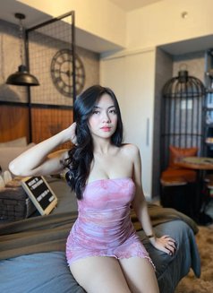 Vira - escort in Bali Photo 4 of 6