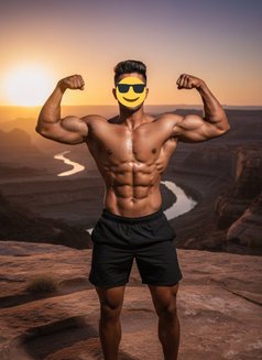 Viraaj - Male escort in Gurgaon Photo 2 of 2