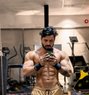 Viraj - Acompañantes masculino in Mumbai Photo 5 of 9