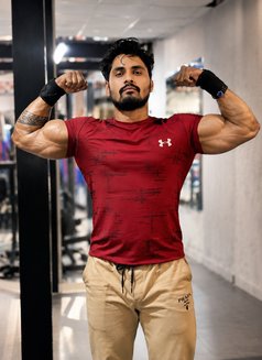Viraj - Male escort in Mumbai Photo 6 of 9