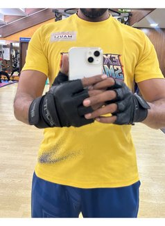 Viraj - Male escort in Pune Photo 1 of 3