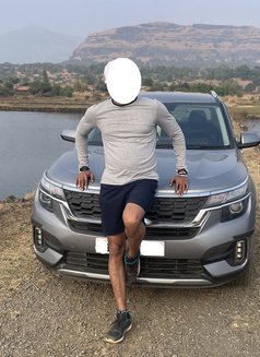 Viraj - Acompañantes masculino in Pune Photo 4 of 5