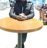 Viraj Sharma - Acompañantes masculino in Pune