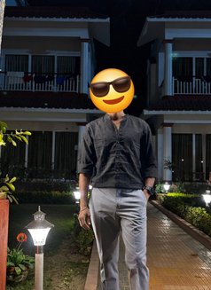 Viraj70633 - Acompañantes masculino in Kolkata Photo 1 of 2