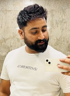 Virat Choudhary - Male escort in New Delhi Photo 3 of 4