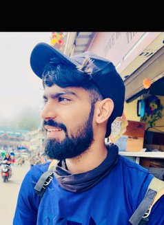 Virat - Male escort in New Delhi Photo 6 of 7