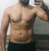 Liam - Male escort in New Delhi