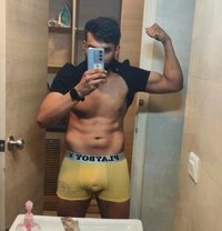 Virat - Male escort in New Delhi