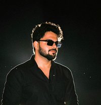 Virat Sharma - Masajista in Greater Noida Photo 2 of 6