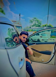 Virat Sharma - Masajista in Greater Noida Photo 5 of 6