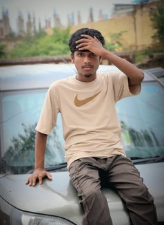 Virat Singh - Male adult performer in Noida Photo 4 of 4