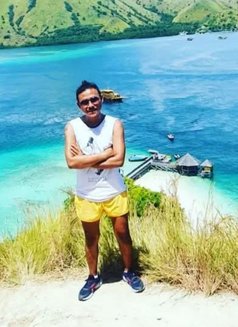 Virgo27 - Male escort in Bali Photo 4 of 6