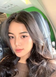 Virly Combeck Sexy Big Boobs - escort in Bali Photo 1 of 4