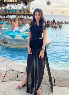 Veyln Combeck good servis and etitude - escort in Bali Photo 3 of 4