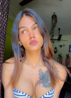 Vish 21 - Transsexual escort in Dehradun, Uttarakhand Photo 6 of 7