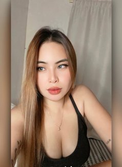 Visha - escort in Cebu City Photo 2 of 4