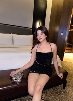 Vishakha - escort in Kochi Photo 4 of 4