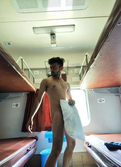 Vishal 8+ - Acompañantes masculino in New Delhi Photo 5 of 9