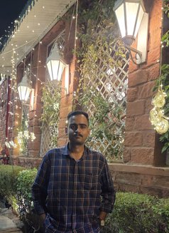 Vishal - Male escort in Dehradun, Uttarakhand Photo 1 of 3