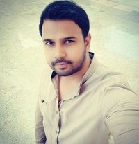 Vishal - Acompañantes masculino in Hyderabad