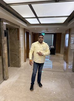 Vishal - Acompañante masculino in New Delhi Photo 20 of 20