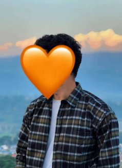 Vishal - Acompañante masculino in Kathmandu Photo 2 of 2