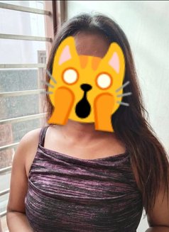 Vishali - escort in Chandigarh Photo 1 of 3