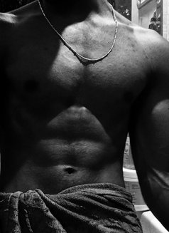 Vishnu - Male escort in Bangalore Photo 1 of 2