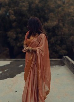 Vishu - puta in Indore Photo 4 of 5