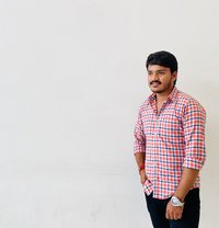 Vishu - Acompañantes masculino in Ahmedabad